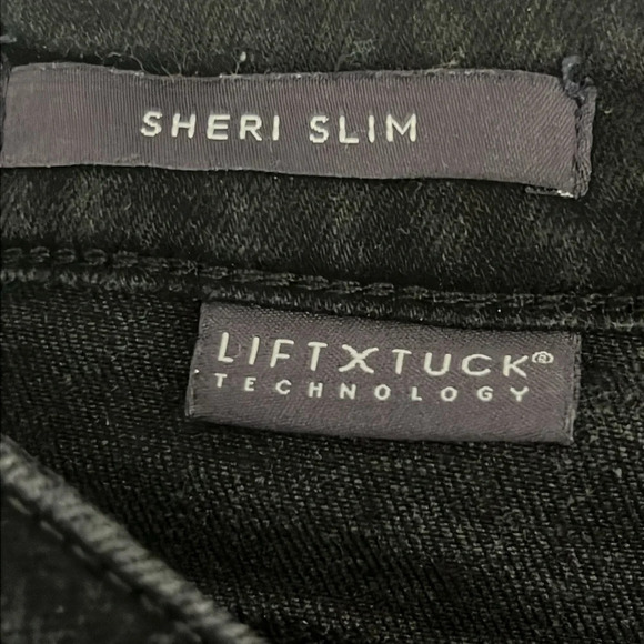 NYDJ Sheri Slim Jeans in Black - Size 8 - Picture 7 of 9